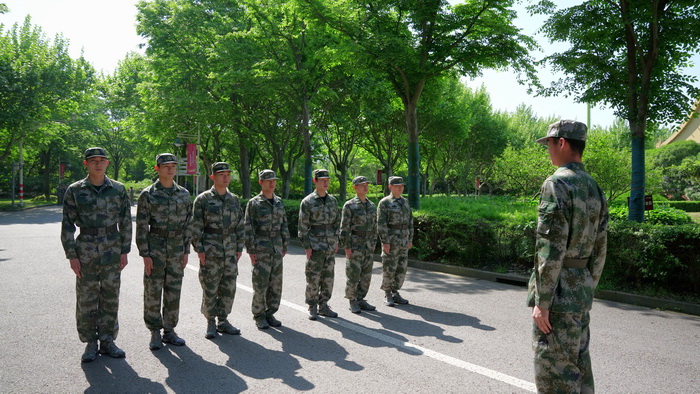 荣耀召唤 2024年征兵广告——加入我们,共筑国防强国梦!,荣耀召唤,共筑国防强国梦,2024征兵行动启动!