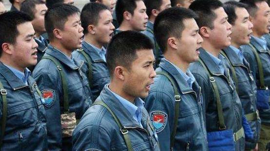 三军仪仗队官兵退役后何去何从?,三军仪仗队官兵退役后的生活出路探索