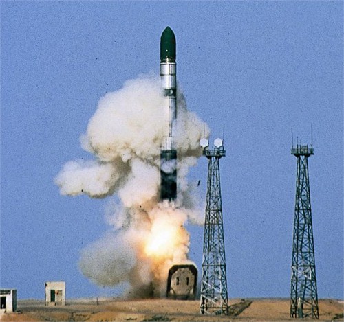 导弹制导技术，原理与应用，导弹制导技术，原理、应用及实践探索