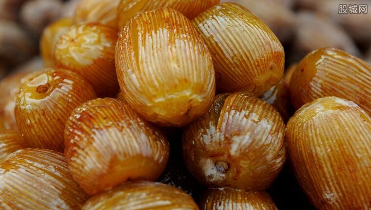 伊拉克椰枣，天然营养宝库，健康功效卓越，伊拉克椰枣，天然营养与健康功效的卓越之选