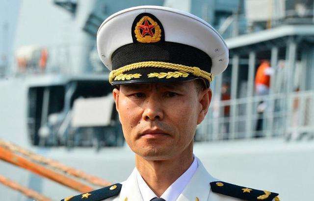 海军司令员