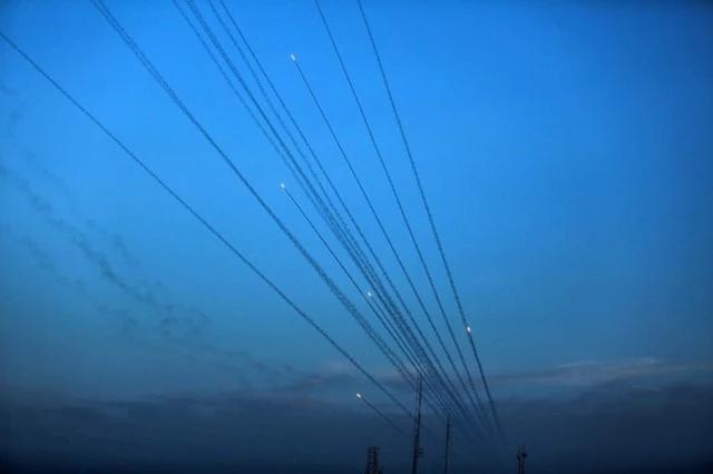 火箭弹袭击以色列,冲突、反应与未来展望,以色列火箭弹袭击背后的冲突、反应与未来展望