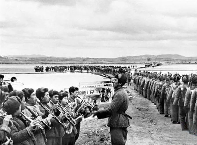 中国人民志愿军的作者,历史背后的故事与意义,中国人民志愿军作者背后的故事与意义