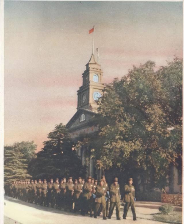 兰州军区下辖的几个军，历史沿革与任务担当，兰州军区下辖部队的历程与任务担当概述