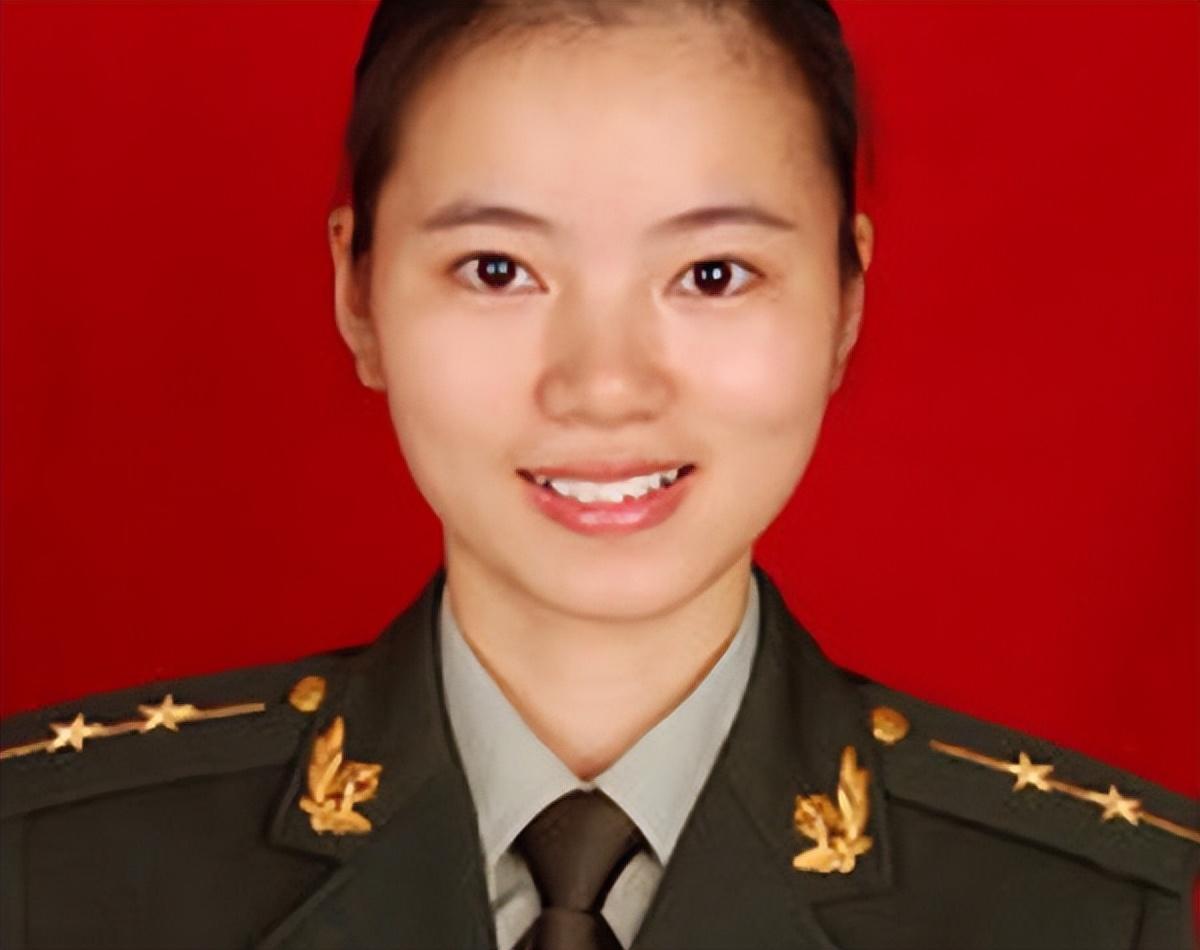 中国武警军装图片大全,历史、演变与荣誉的见证,中国武警军装图片集,历史演变与荣誉的见证