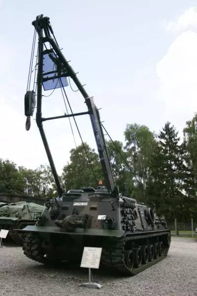 中国新型装甲抢修车,重塑战场维修效率的未来力量,中国新型装甲抢修车,重塑战场维修效率的未来力量标杆