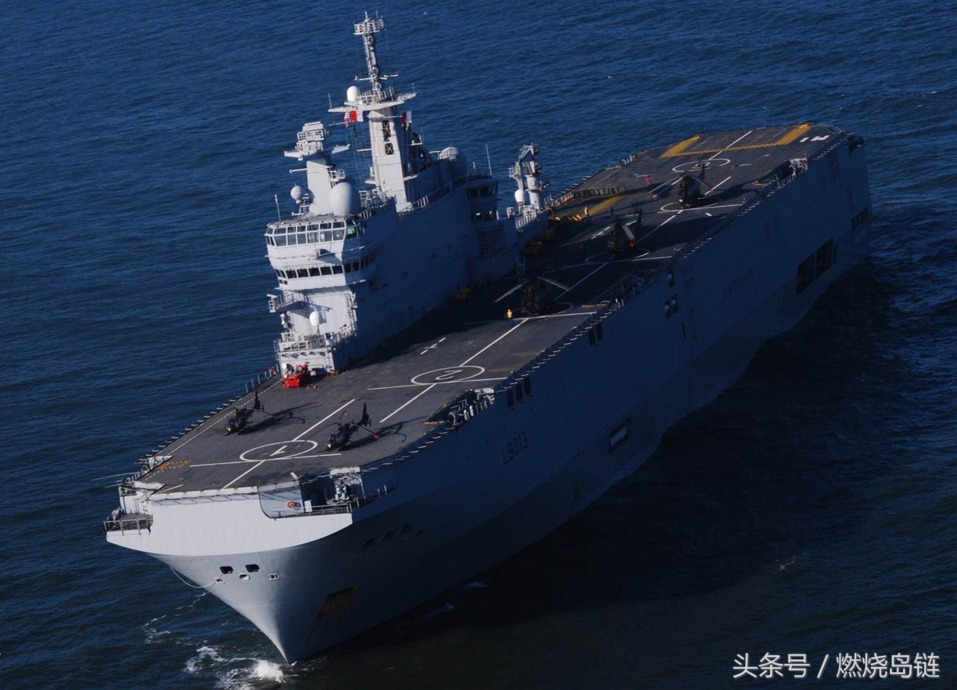 西北风两栖攻击舰吨位，揭示强大的军事力量与战略意义，西北风两栖攻击舰吨位揭示，强大的军事力量与战略地位