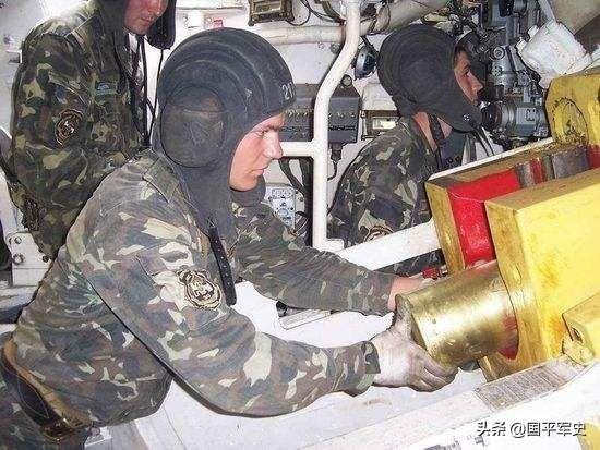 深入解析中国07式122毫米自行榴弹炮数据，中国07式122毫米自行榴弹炮深度解析数据