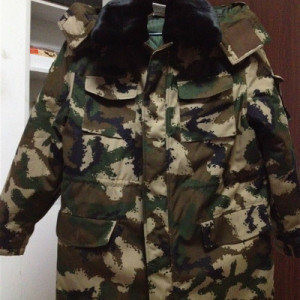 探索新时代军需装备，19式荒漠迷彩作战大衣，揭秘新时代军需装备，探索先进的19式荒漠迷彩作战大衣