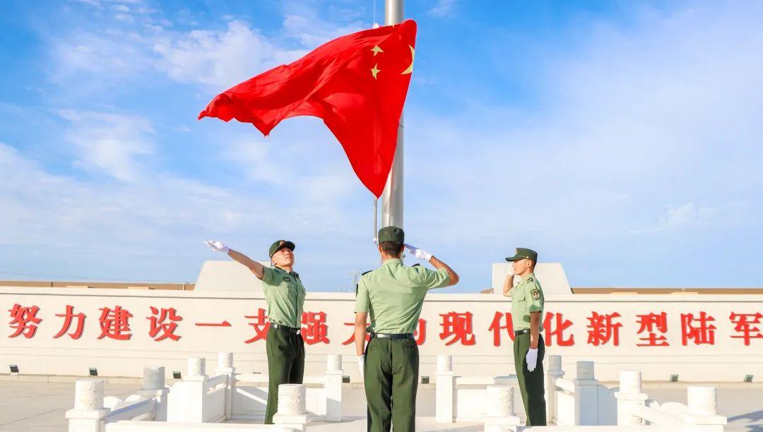 中国人民解放军八一军旗旗尖介绍，中国人民解放军八一军旗旗尖详解