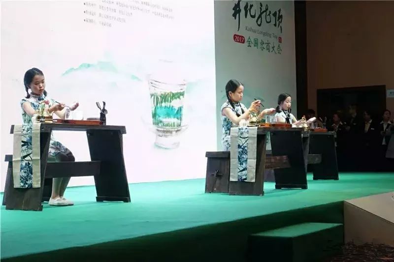 引领未来