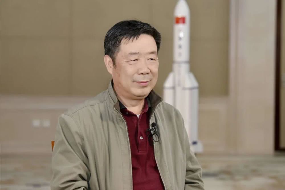 周建平的生平简介，周建平生平简介，一生历程概览
