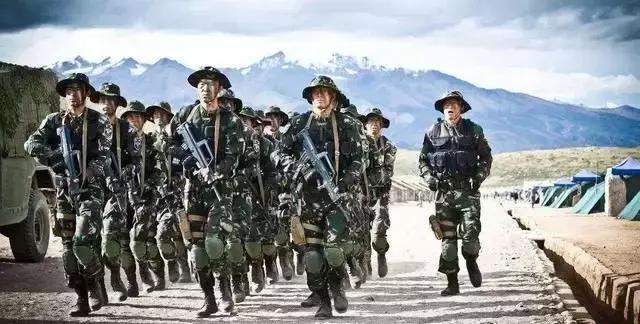 世界十大重狙排名，深度解析与比较，世界十大重狙排名详解与深度比较
