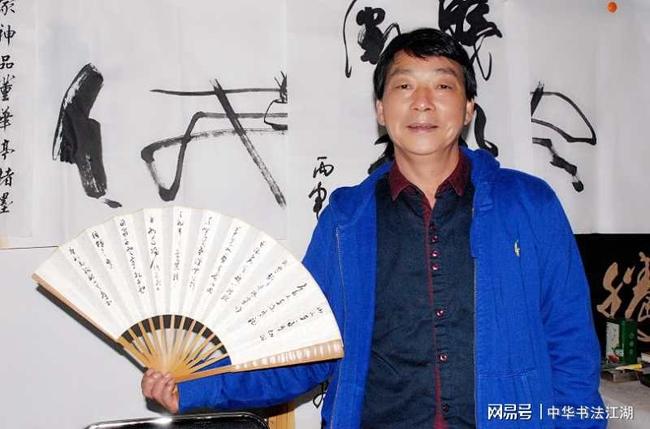 张宏昌，一位引领时代的杰出人物，张宏昌，时代引领者的杰出风采