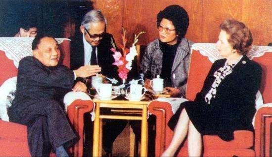荣耀时刻，回顾1997年香港回归直播部队的历史使命，荣耀时刻，香港回归直播部队的历史使命回顾（1997年）