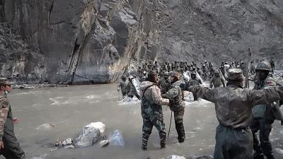 中国人民解放军女兵图片大全，时代的骄傲与力量，中国人民解放军女兵图片集锦，时代的力量与骄傲