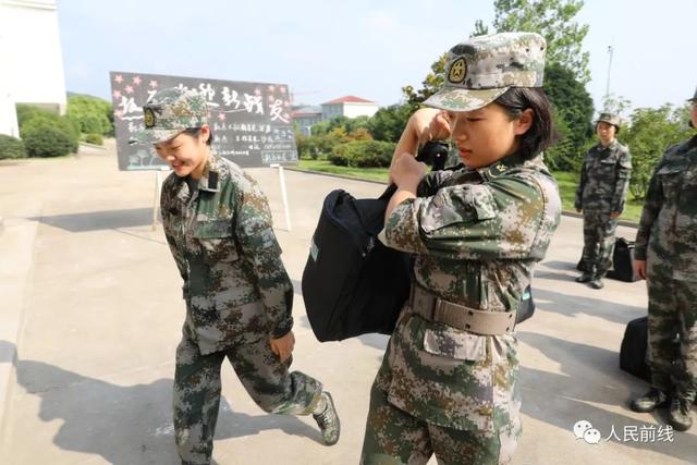 东部战区女兵军演，展现新时代巾帼英雄风采，东部战区女兵军演，新时代巾帼英雄展现风采