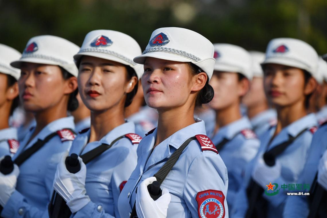 阅兵女民兵图片，展现新时代女性的风采与力量，阅兵女民兵图片，新时代女性的风采与力量展现