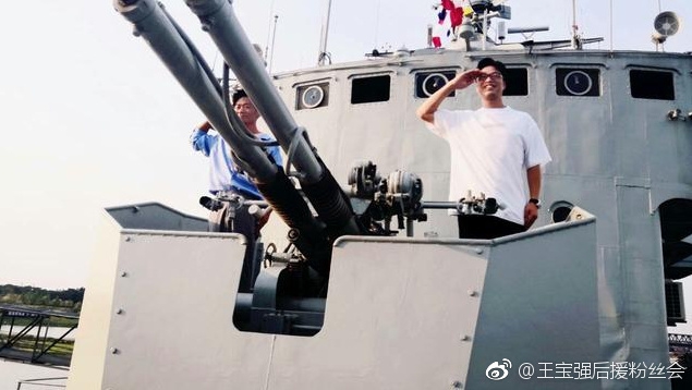南昌舰女兵，时代的荣光与力量的象征，南昌舰女兵，时代荣光与力量之典范