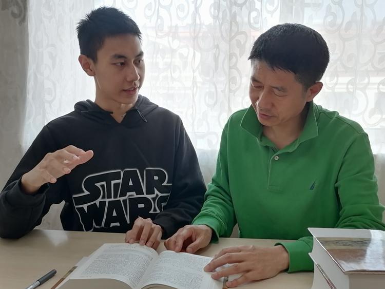 四年级新闻摘抄，2022年重要新闻回顾，四年级视角，2022年重要新闻回顾与摘要