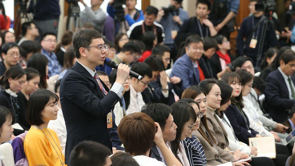 今天重大新闻文字版，揭示全球最新动态，全球最新动态揭秘，今日重大新闻回顾与解析