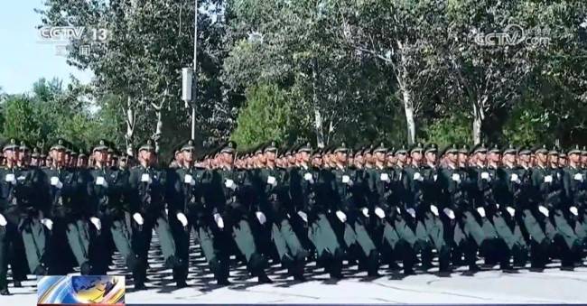 阅兵第一个方队，展现国家力量与荣耀，阅兵首阵展现国家力量与荣耀
