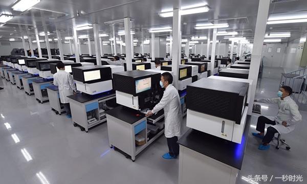 中国未来武器展望，探索新型武器的图片与前景，中国未来武器展望，新型武器的探索与前景图片展示